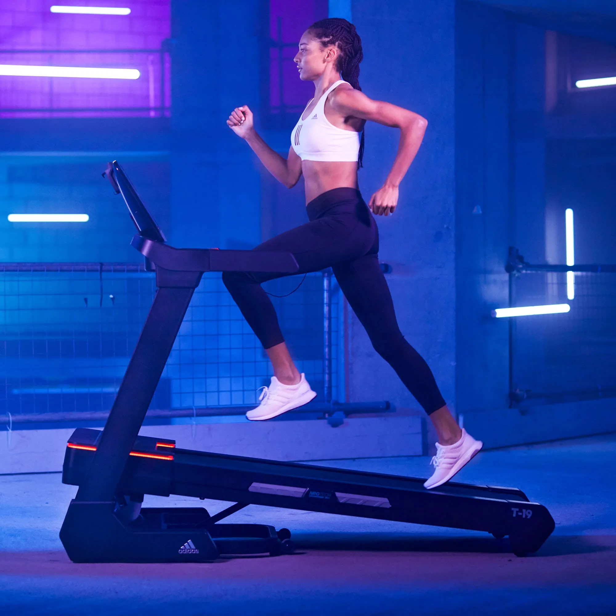 adidas T-19 Folding Treadmill