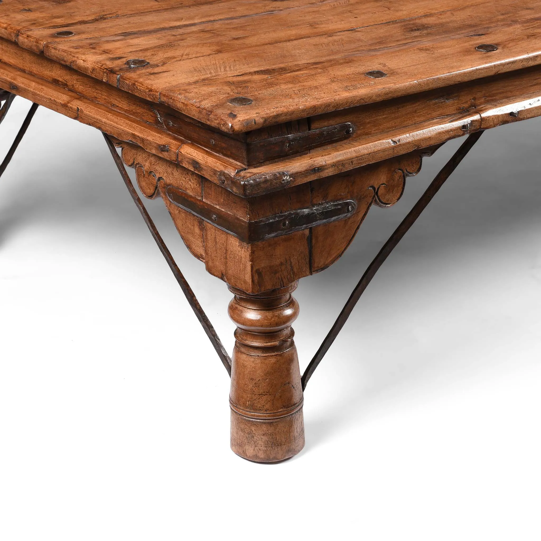 Carved Acacia Wood Takhat Table From Rajasthan - 19thC