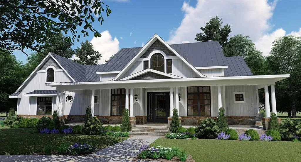 Elegant 3-Bedroom House with Bonus Room and Expansive Porches