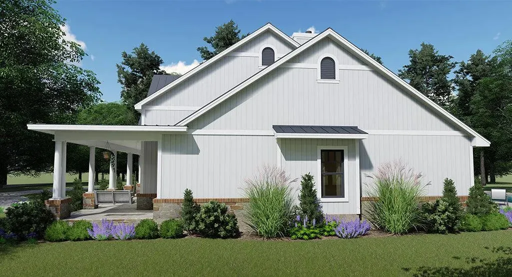 Elegant 3-Bedroom House with Bonus Room and Expansive Porches